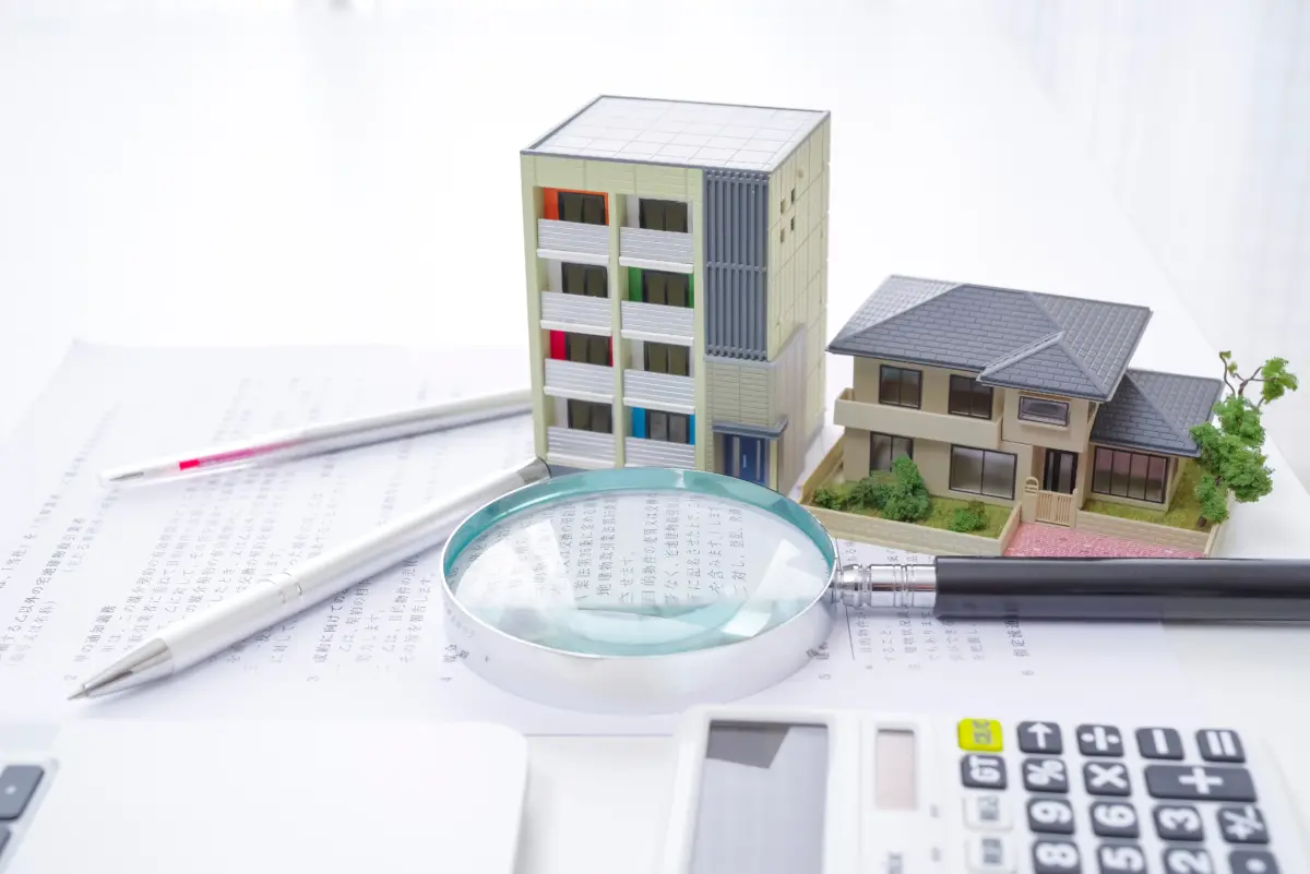 マンションと戸建て住宅イメージ